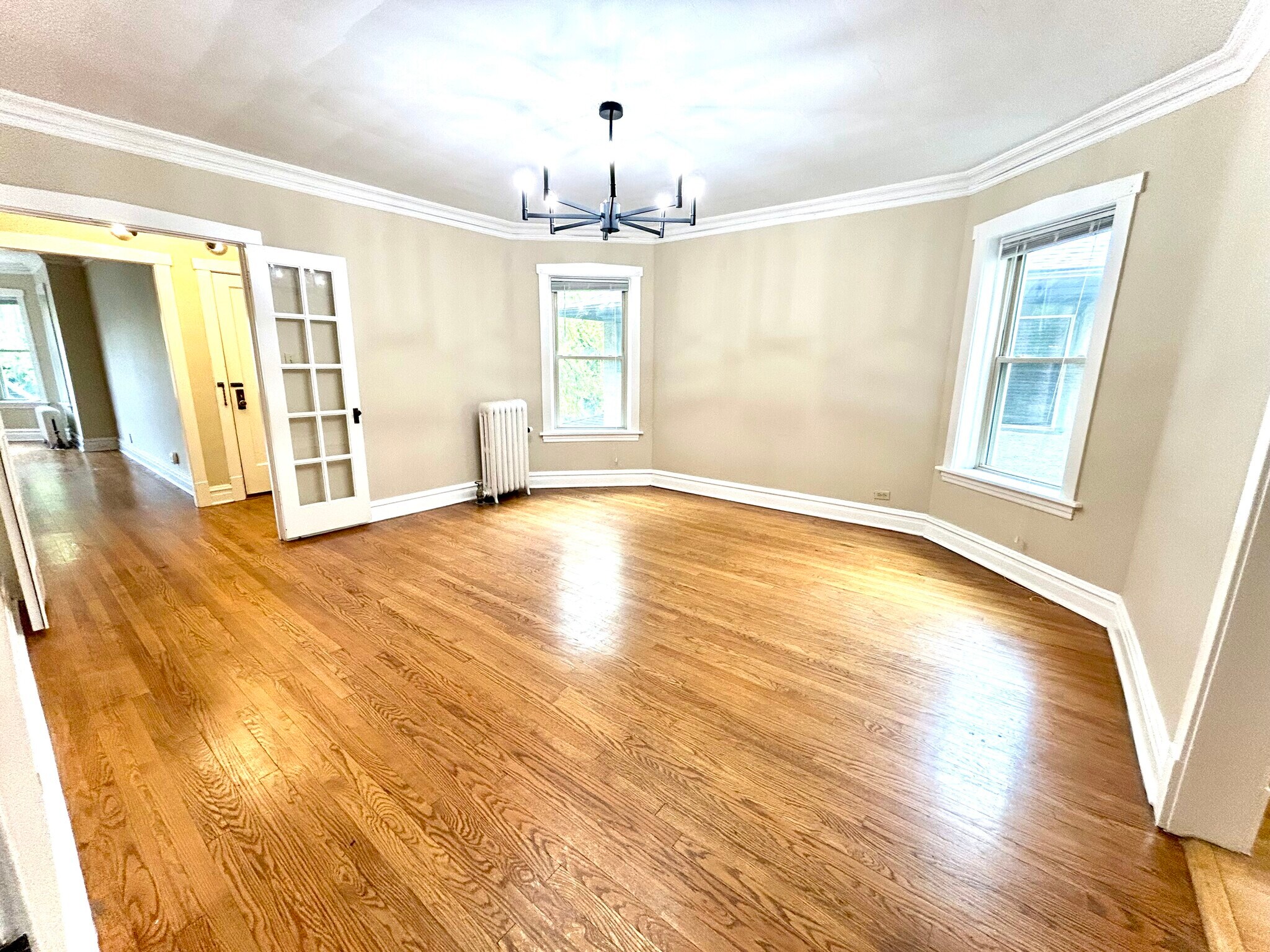 Dining Room - 425 N Maple Ave
