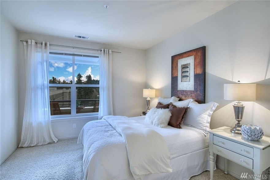 Master Bedroom - 10042 Main St
