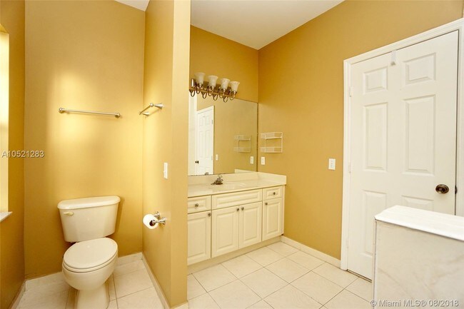 Building Photo - 13424 SW 122nd Ave