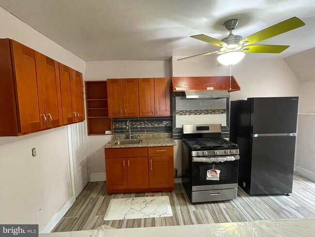 Primary Photo - 1236 S 57th St
