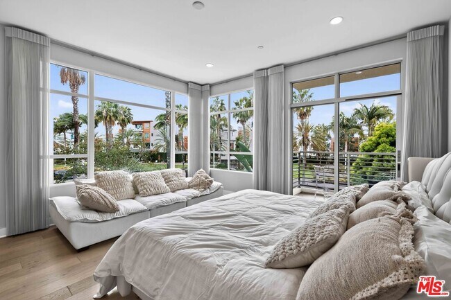 Building Photo - 12682 Millennium Dr