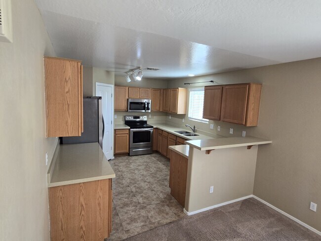 Building Photo - 6072 S Tucana Ln