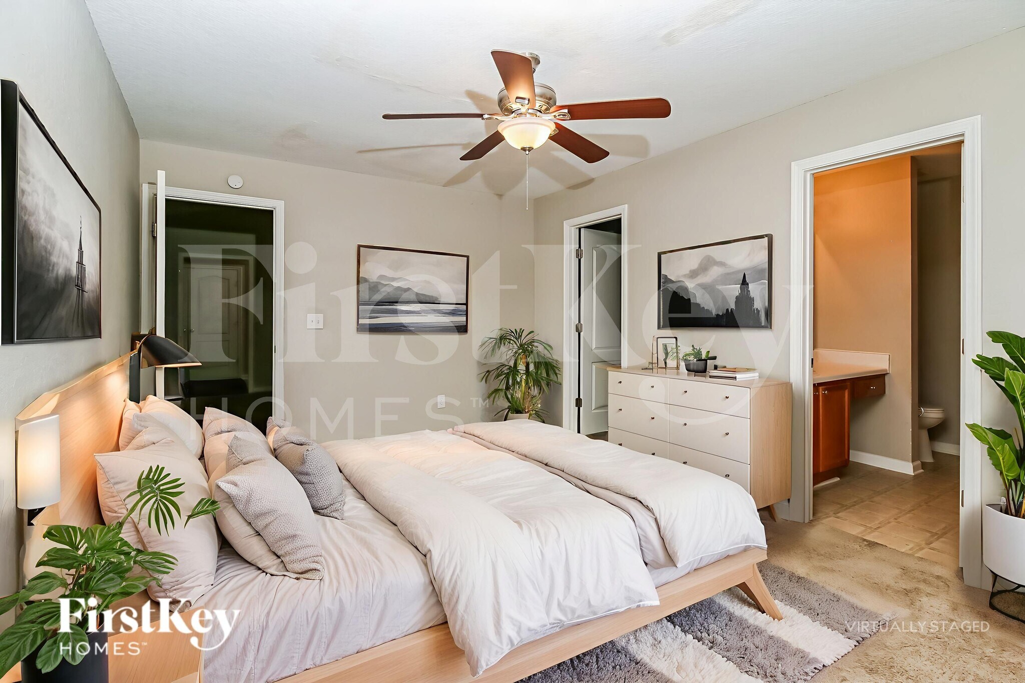 Building Photo - 355 Lakeside Point