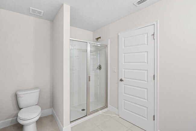 Building Photo - 692 NE Turtleback Trail