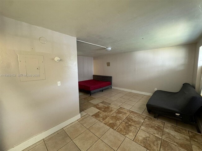 Building Photo - 7841 Dunham Blvd