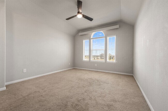 Building Photo - 3506 Lake Bella Megan Dr