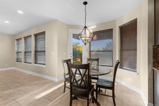 Building Photo - 3001 Lombardi Way