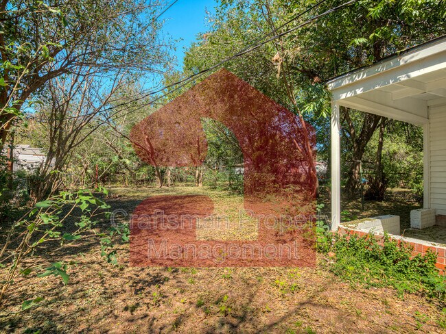 Building Photo - 1201 Carverdale Dr