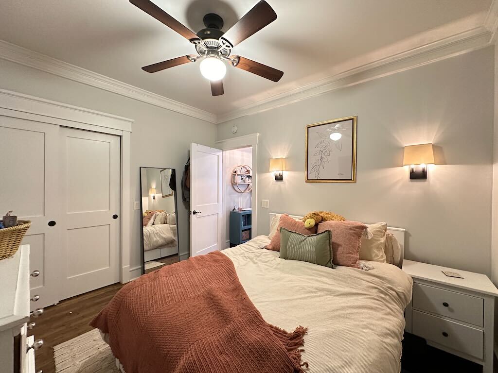 Building Photo - 1410 W Cornelia Ave