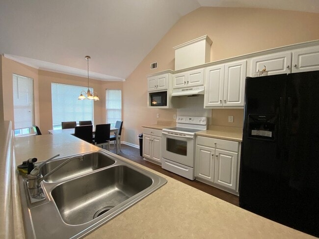 Building Photo - 4489 Country Glen Cir