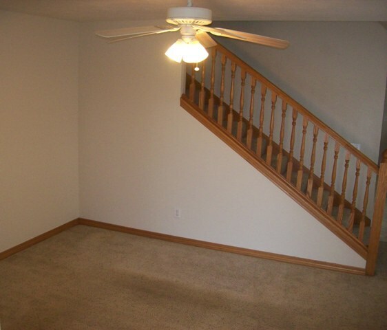 Livingroom - 3027 N Fremont Ave