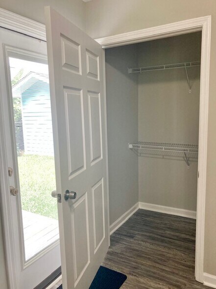 Rear Bedroom Walk-in Closet - 1223 E Waldburg St