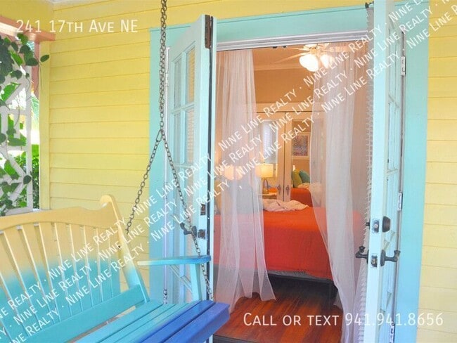 Building Photo - 241 17th Ave NE