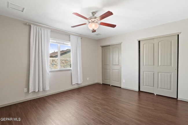 Building Photo - 4828 Guillermo Espinoza St
