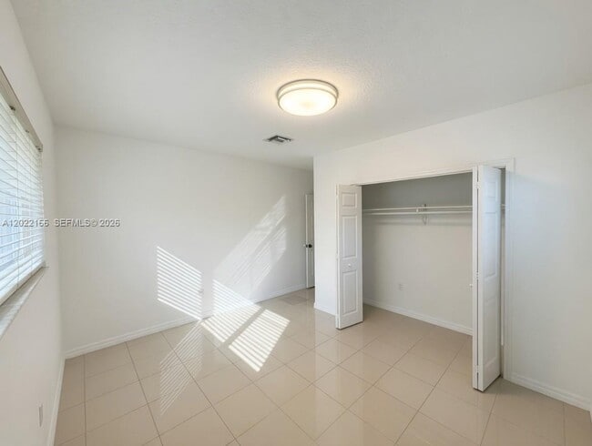 Building Photo - 5314 Orduna Dr