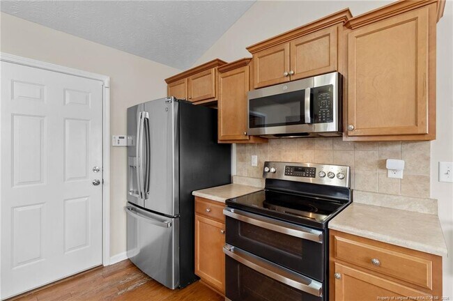 Building Photo - 255 Collinwood Dr