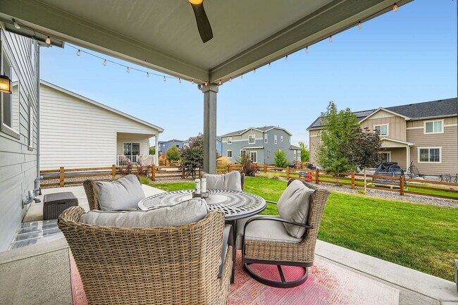 Building Photo - Gorgeous contemporary home in Morgan Hill,...