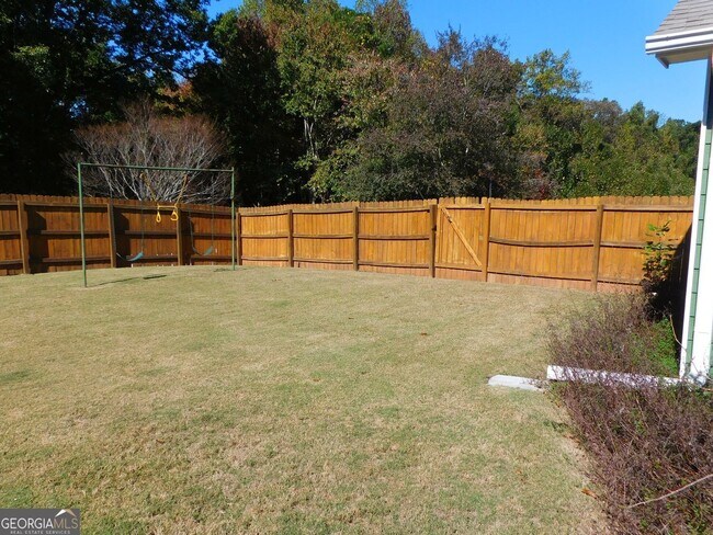 Building Photo - 206 Brookstone Trail