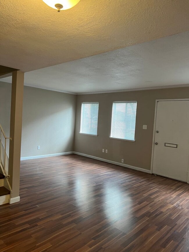 Building Photo - Coming Soon, Beautiful Rancho Cordova Cond...