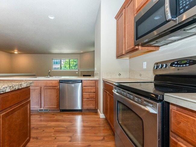 Building Photo - 20713 SW Sister Ln