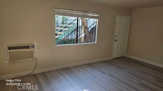 Building Photo - 10683 Walnut St