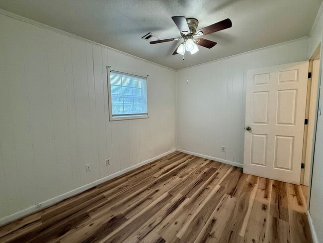 Building Photo - 3705 Griffin St
