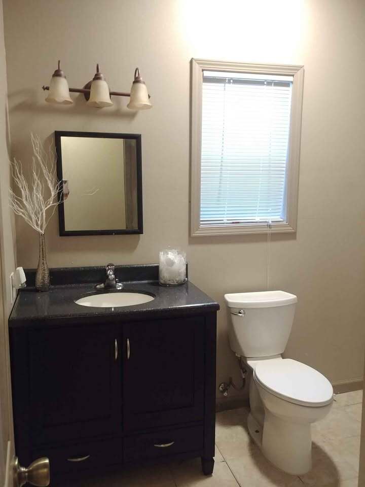 Building Photo - 1313 W Huntington Ave