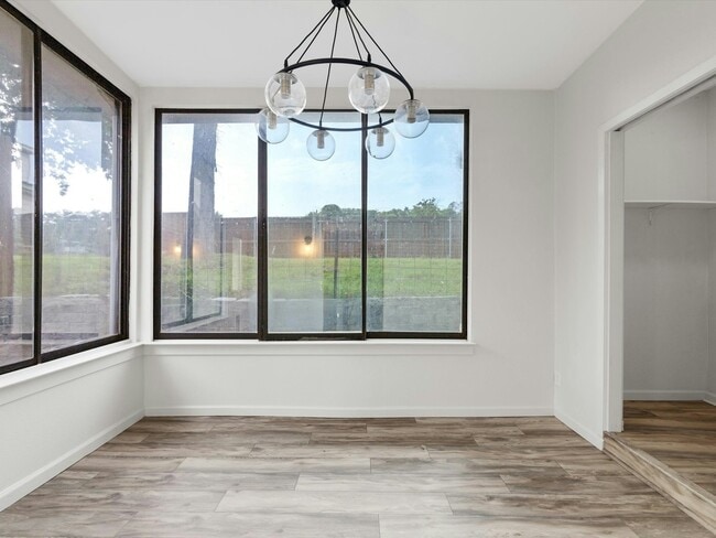 Building Photo - 9524 Watercress Dr