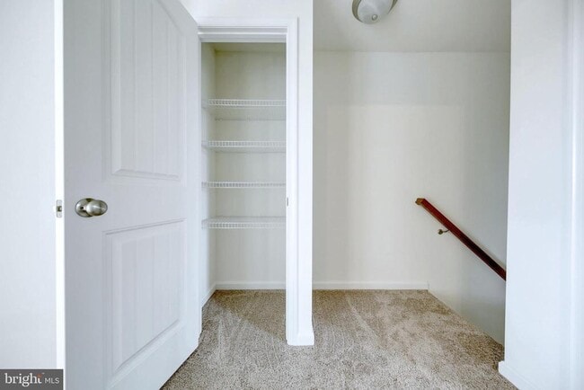 Building Photo - 88 Brookside Ave