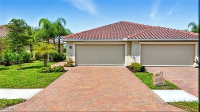 Building Photo - 1676 Alameda Dr