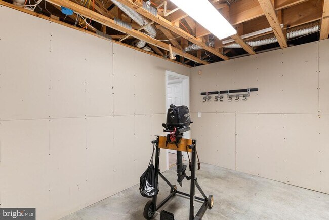 Building Photo - 8212 Silverton Ct