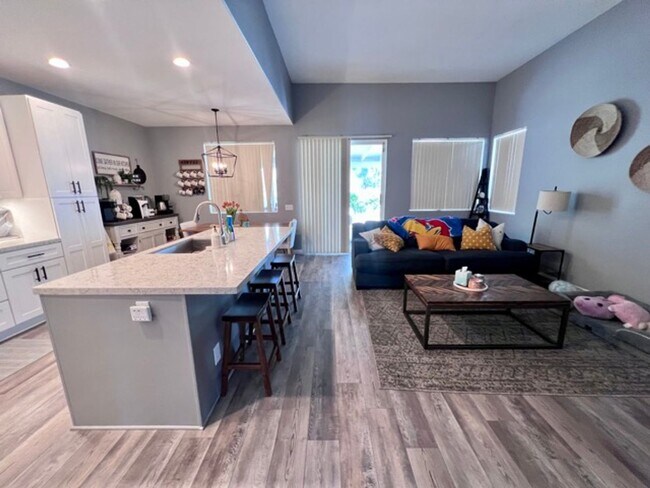 Building Photo - Beautifully upgraded 4 bedroom Murrieta home!