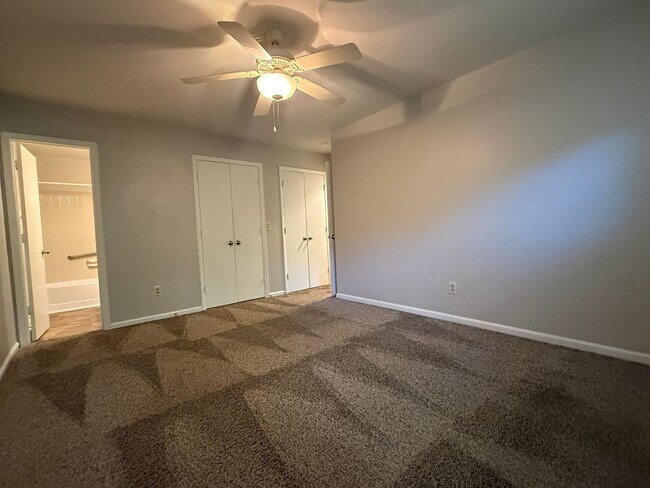 Building Photo - 8317 Summerglen Cir
