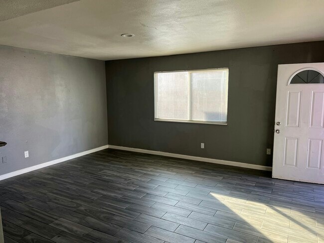 Building Photo - 8572 German Dr