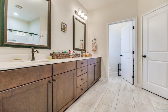 Building Photo - 874 Lowery Dr