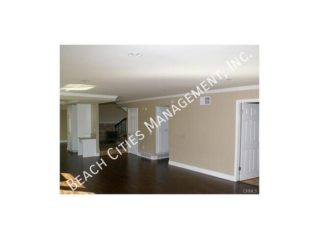 Building Photo - 6220 Ronald Dr