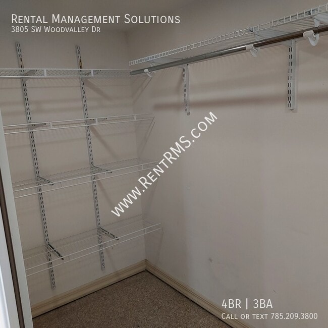 Building Photo - 3805 SW Wood Valley Dr