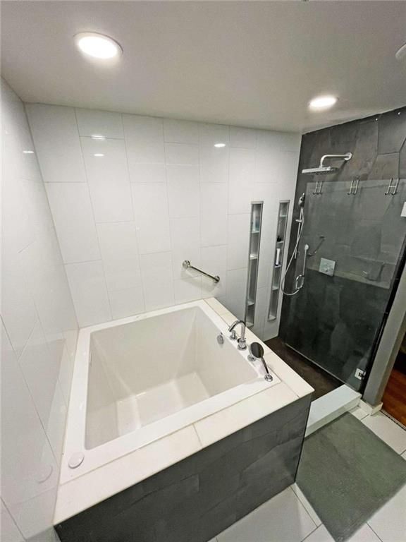 Building Photo - 123 Luckie St NW