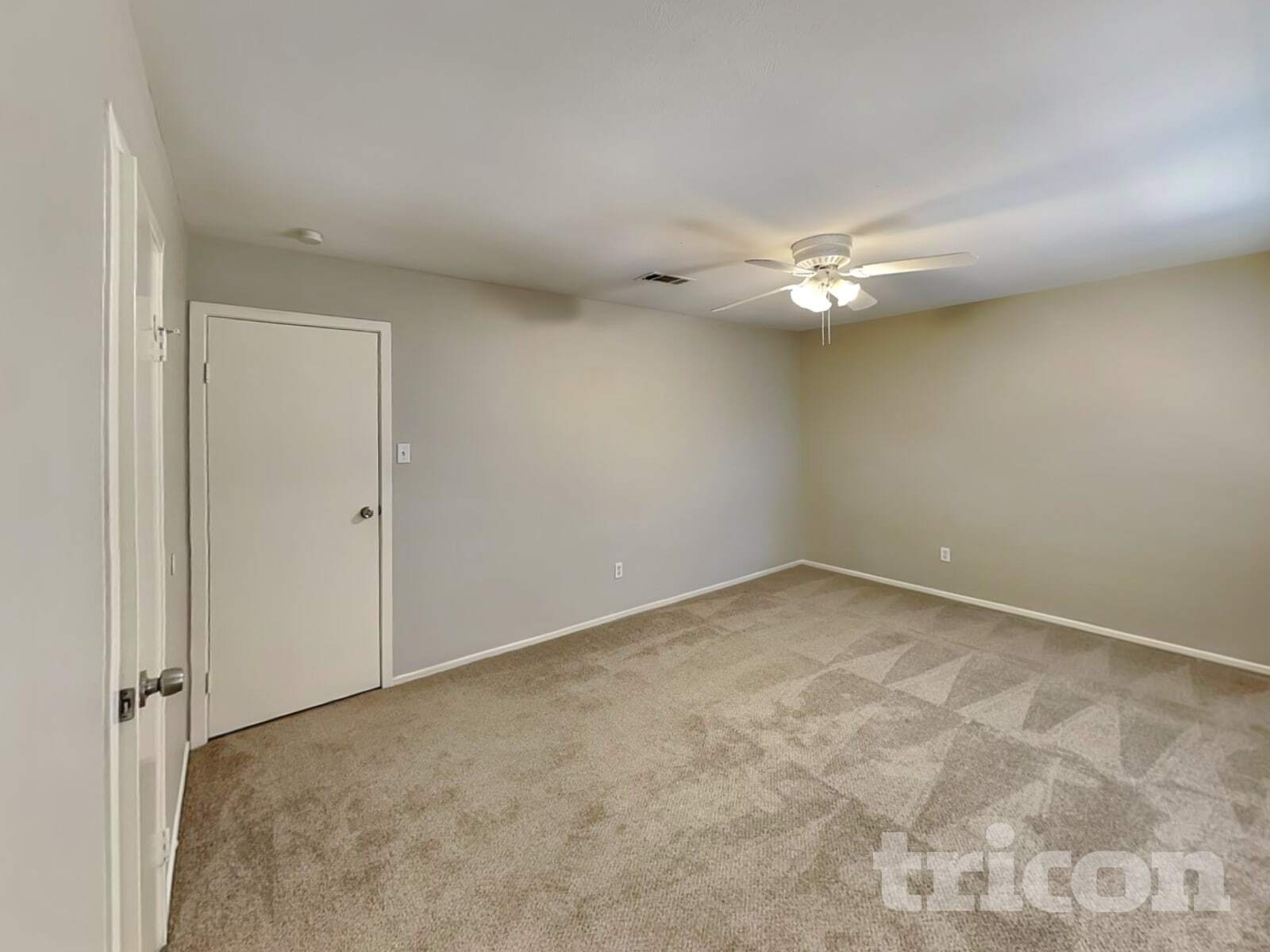 Building Photo - 2007 Smoke Rock Dr