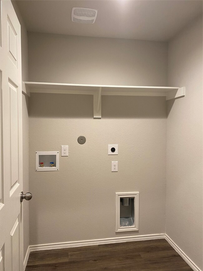 Building Photo - 802 Faison Ct