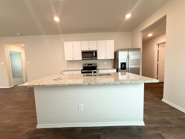 Building Photo - 14741 Cooke Delta
