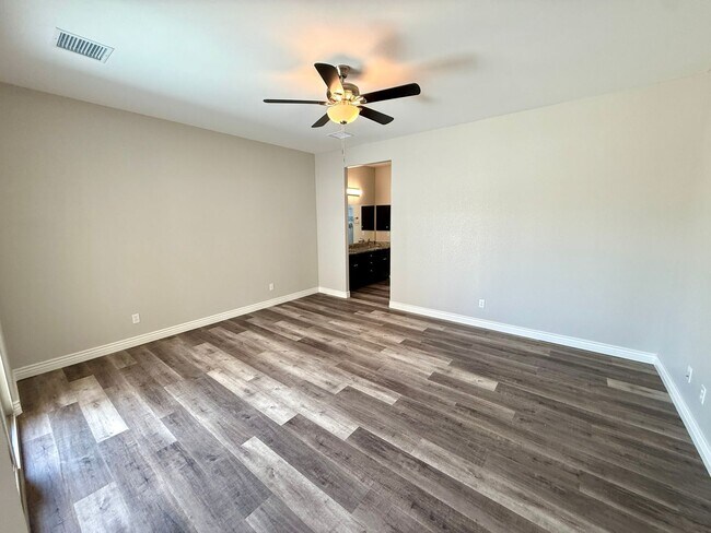 Building Photo - Gorgeous 2025 Built 3 Bedroom 2 Bath Home! *HOME IS CURRENTLY OCCUPIED, PLEASE DO NOT DISTURB THE...