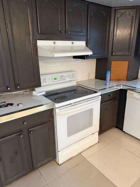 Building Photo - 3924 Hayes St