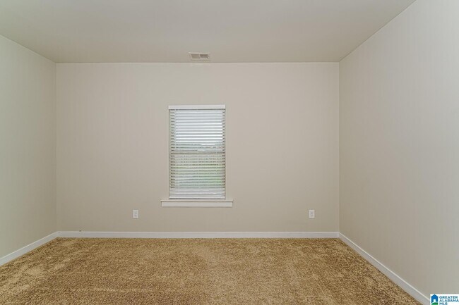 Building Photo - 98 Kings Wy