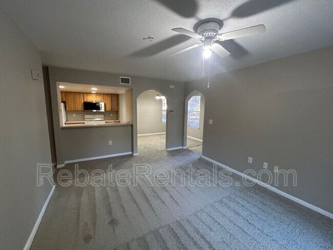 Building Photo - 10075 Gate Pkwy N