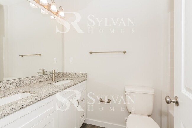 Building Photo - Welcome to your sanctuary at 1619 Dodge Av...