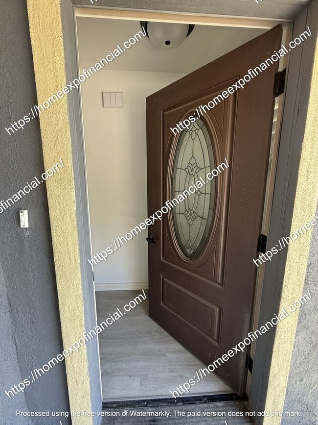 Building Photo - Nice House For Rent