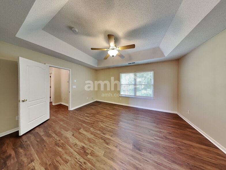 Building Photo - 6939 Brachnell View Dr