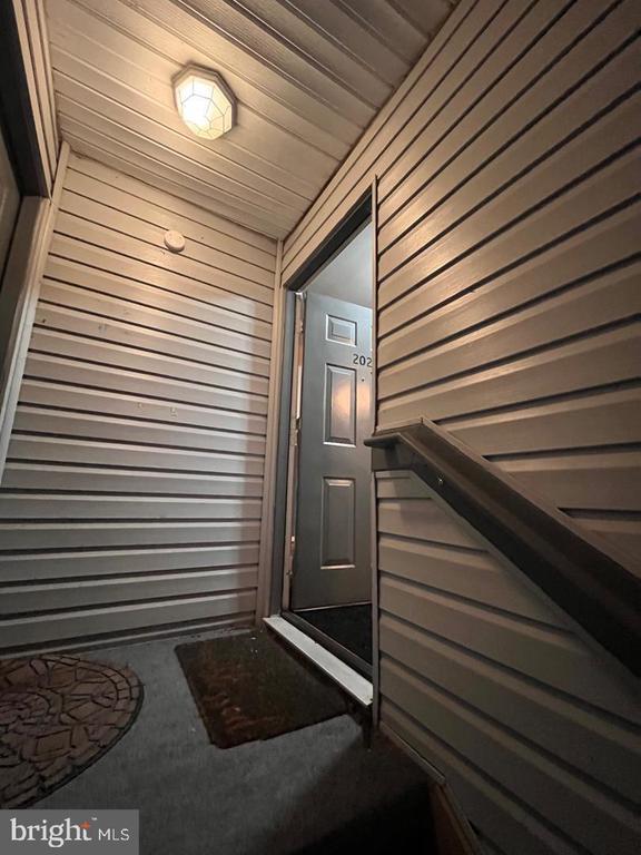 Building Photo - 9213 Azure Ct
