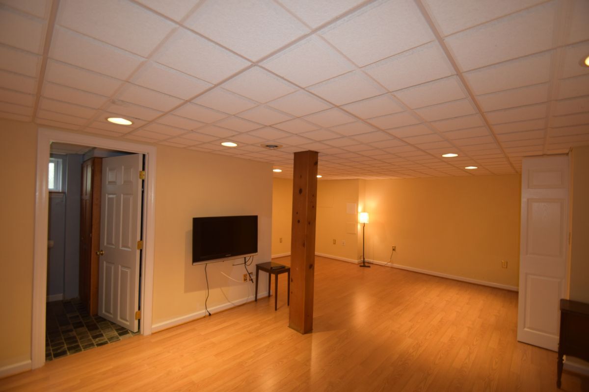 Building Photo - 4610 3rd St S